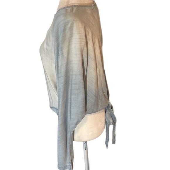 NWOT Chelsea and Violet Chambray Shirt Open Back With Tie Size L - Picture 4 of 12